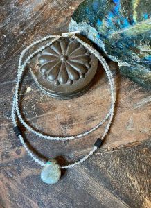 Collier labradorite